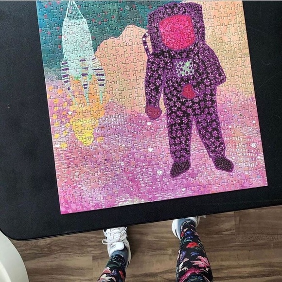 Jiggy Other - The Astronaut Emma Repp Art 800 Piece Jigsaw Puzzle Jiggy
